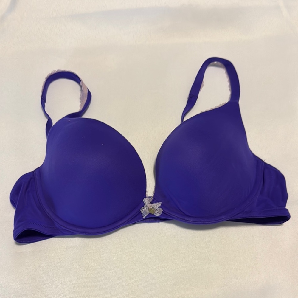 Victoria's Secret Purple T-Shirt Bra with Underwire Support